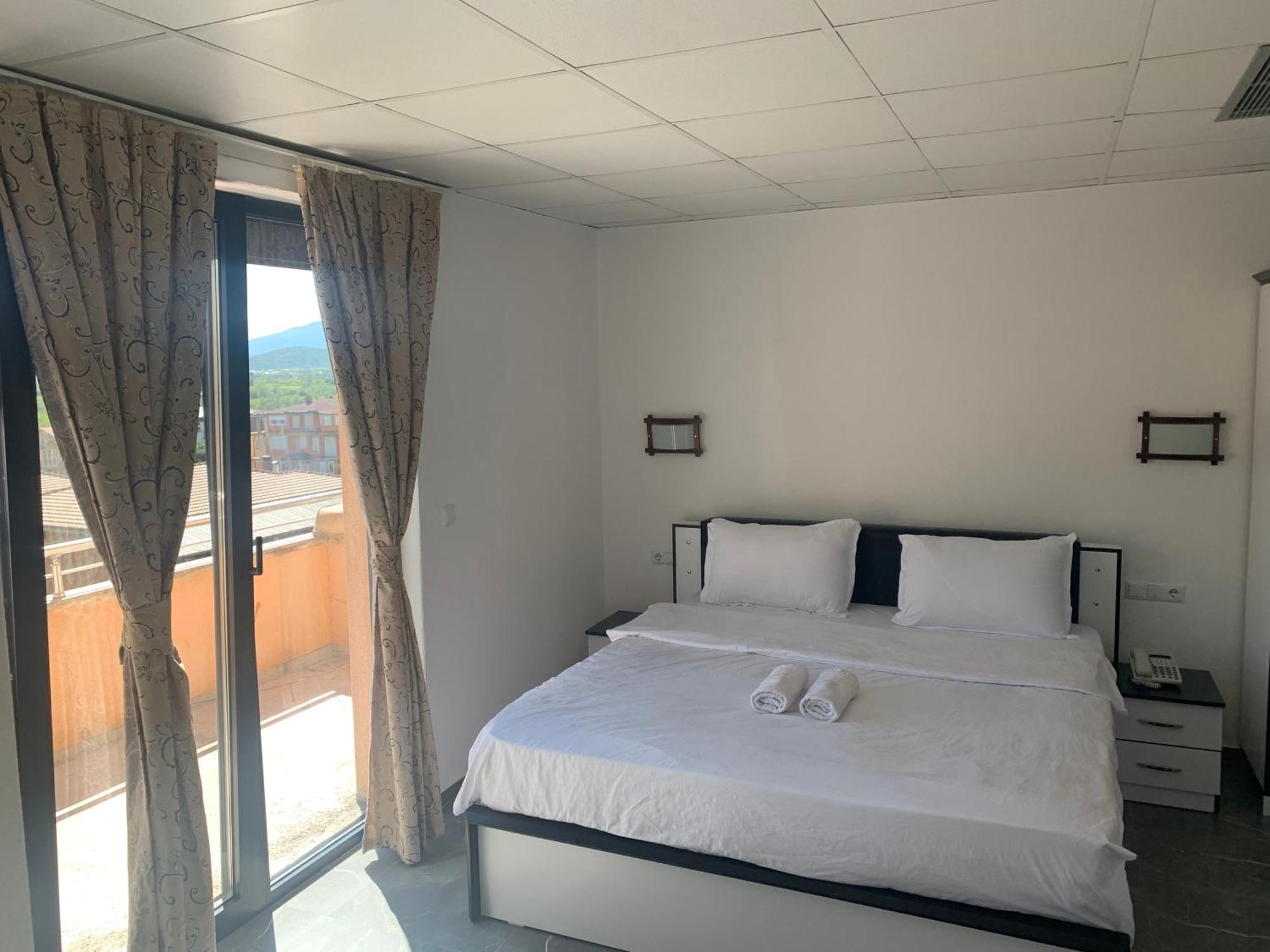 Hotel Albatros Prizren Eksteriør bilde